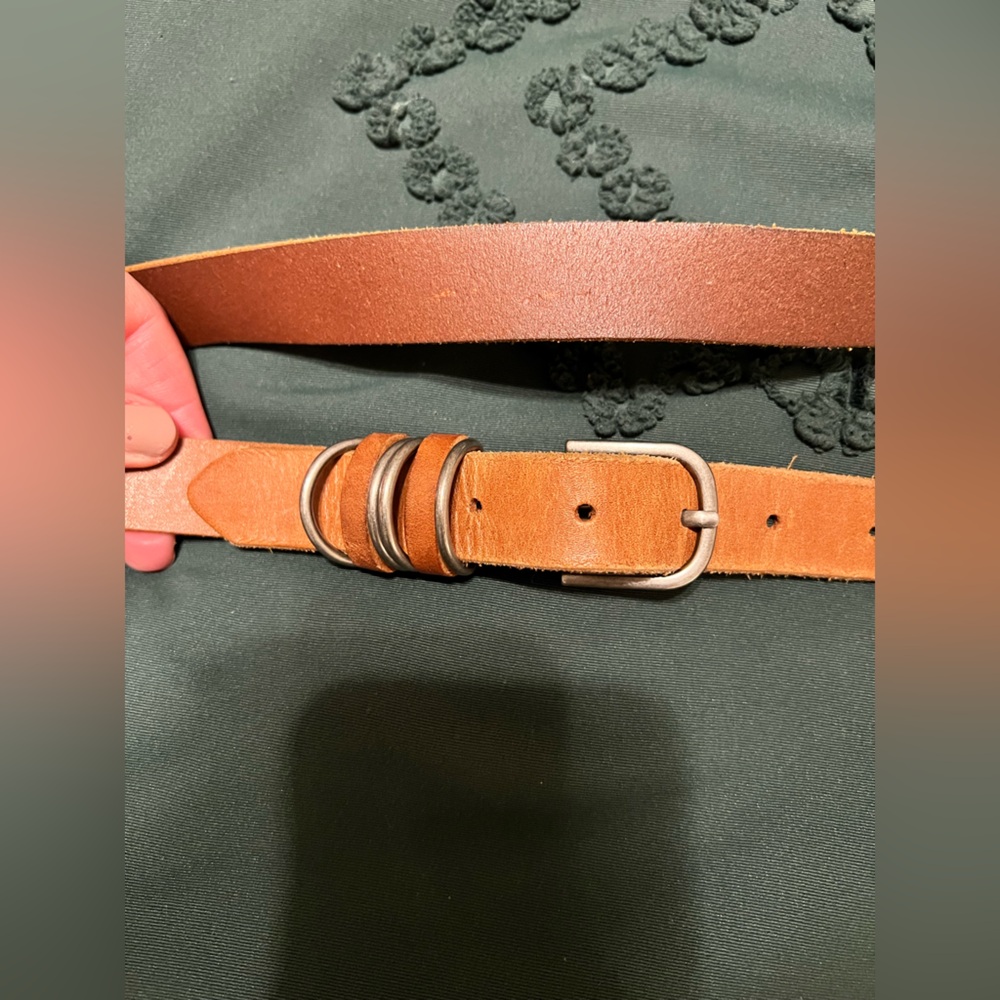 American Eagle Genuine Cow Leather belt